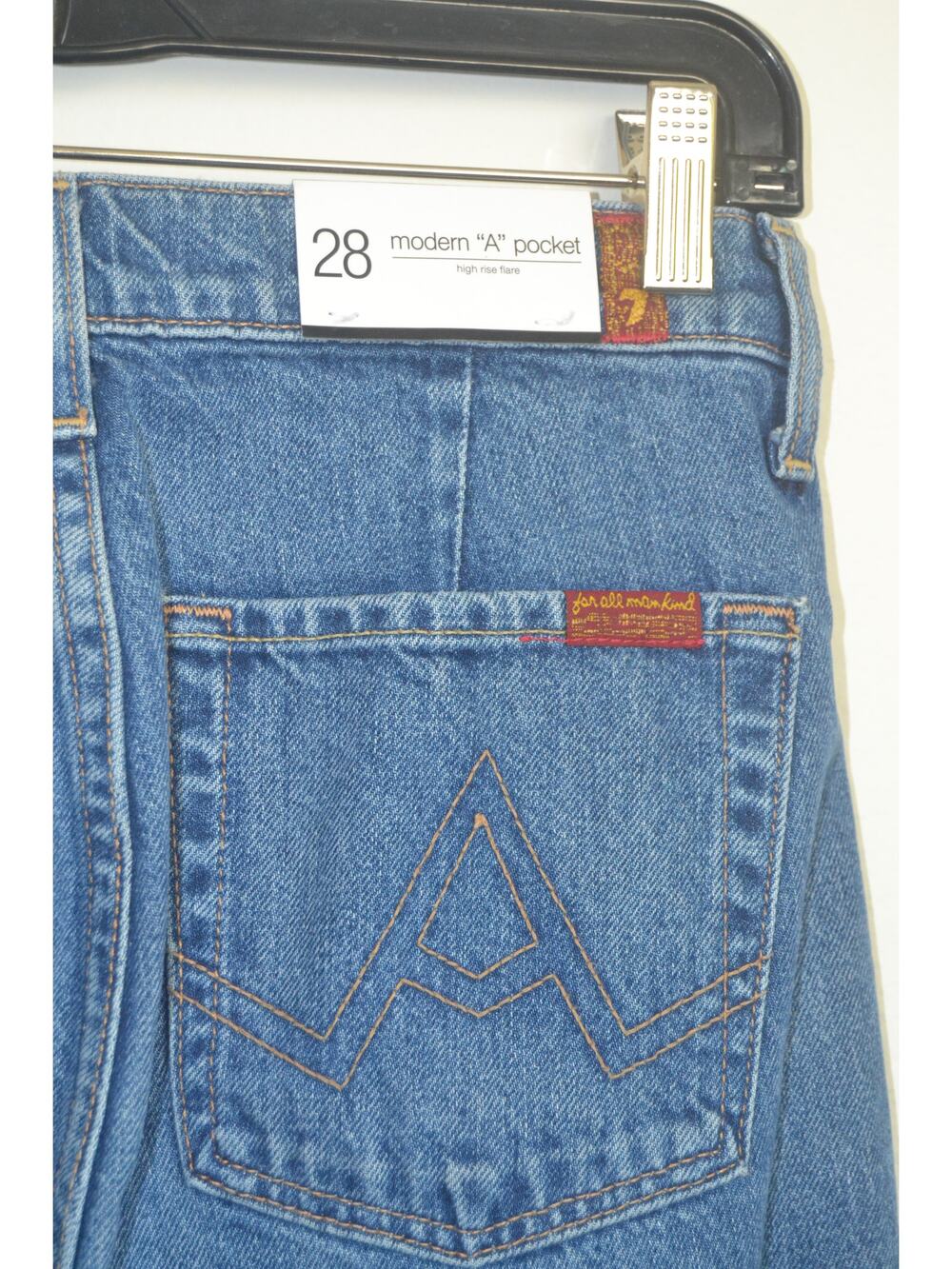 NWT msrp $225 7 For All ManKind A Pocket Jeans With Slight Flare Size 28